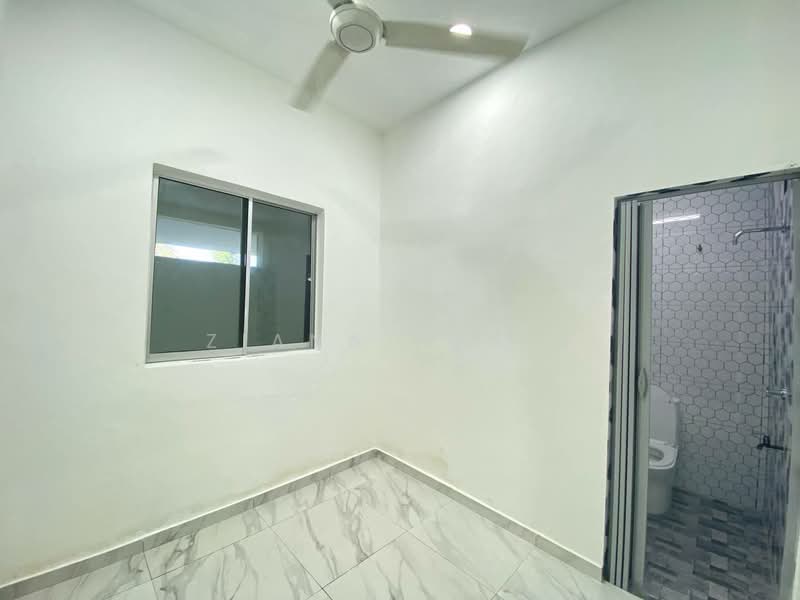 Rumah Teres 1 Tingkat untuk Dijual di Taman Meru Indah (Kapar) - Ziana Najib - Bathroom Taman Desa Meru Indah - PropertyGuru.com.my