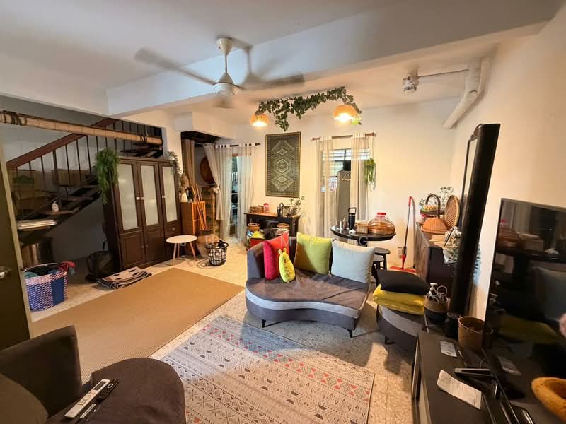 2-storey Terraced House for Sale in Taman Putra Perdana (Puchong) - Jun Ming - Living Room - PropertyGuru.com.my
