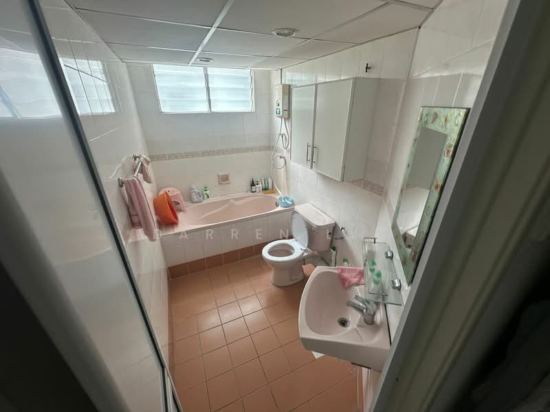 Condominium for Rent at Desa Bukit Jambul - Darren Lye - Bathroom - PropertyGuru.com.my