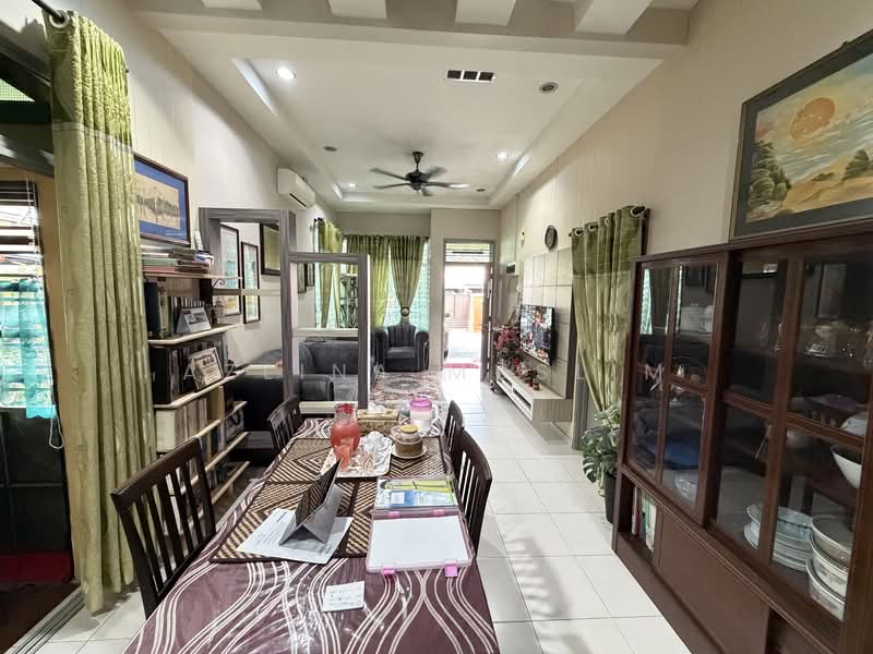 1-storey Terraced House for Sale in Taman Daya (Johor Bahru) - Azlina Muslim - PropertyGuru.com.my