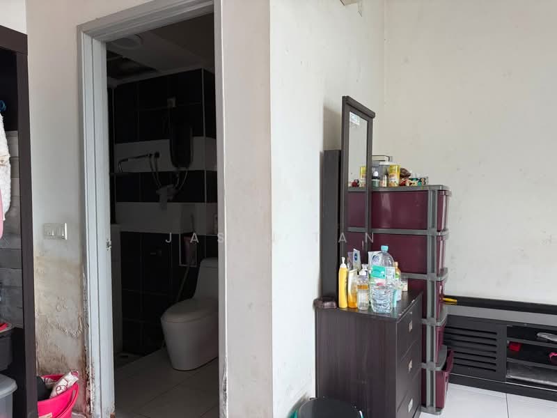 Service Residence for Sale at The Sky Executive Suites - Jasen Tan - Bathroom - PropertyGuru.com.my