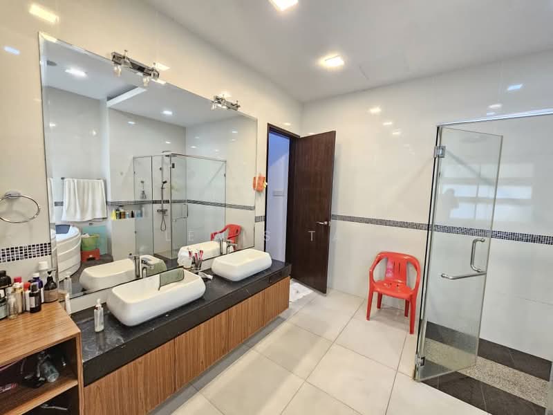 Bungalow for Sale in Taman Equine (Seri Kembangan) - Lewis Tam - PropertyGuru.com.my