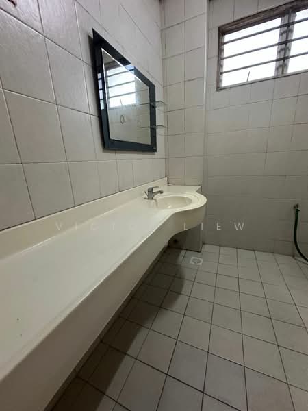 2-storey Terraced House for Sale in Kota Damansara (Selangor) - Victor Liew - Bathroom - PropertyGuru.com.my