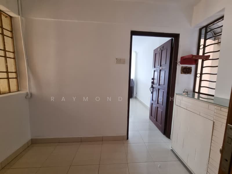 Condominium for Sale at Serina Bay - Raymond Teoh - Entrance - PropertyGuru.com.my