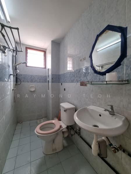 Condominium for Sale at Serina Bay - Raymond Teoh - Bathroom - PropertyGuru.com.my