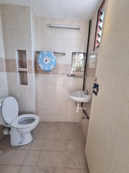 Condominium for Sale at Serina Bay - Raymond Teoh - Bathroom - PropertyGuru.com.my