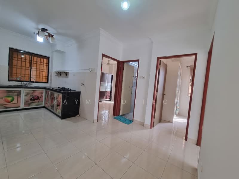 Condominium for Sale at Serina Bay - Raymond Teoh - Kitchen - PropertyGuru.com.my