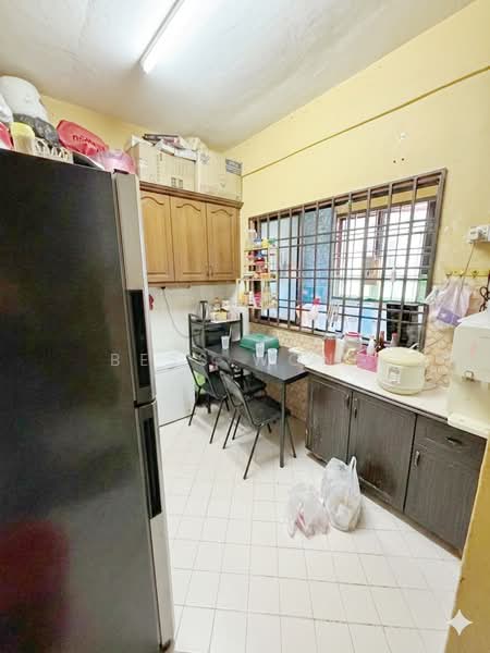 Rumah Teres 2 Tingkat untuk Dijual di Taman Mawar (Pasir Gudang) - Bess Wong - Kitchen - PropertyGuru.com.my