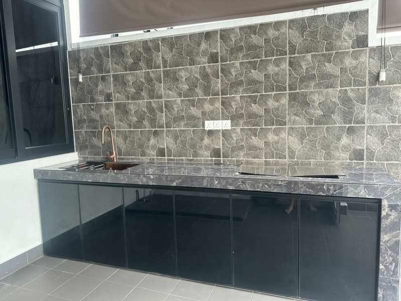 2-storey Terraced House for Rent in Beranang (Selangor) - Athena Cho - Kitchen - PropertyGuru.com.my