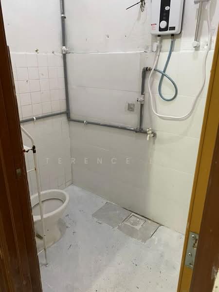 Rumah Teres 1 Tingkat untuk Disewa di Johor Bahru (Johor) - Terence Eo - Bathroom - PropertyGuru.com.my