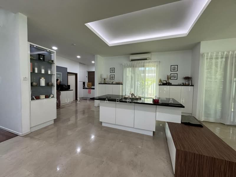 Bungalow for Sale in Cahaya Spk (Shah Alam) - Fauzi Abdullah - Kitchen - PropertyGuru.com.my