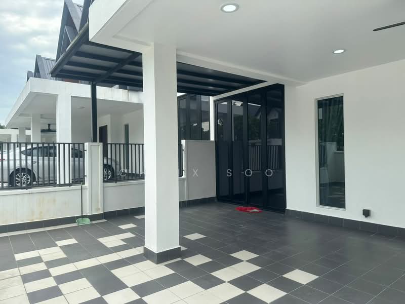 2-storey Terraced House for Rent in Beranang (Selangor) - Chrix Soo - Exterior - PropertyGuru.com.my