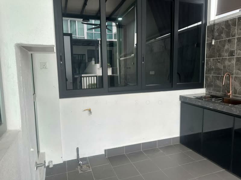 2-storey Terraced House for Rent in Beranang (Selangor) - Chrix Soo - Kitchen - PropertyGuru.com.my