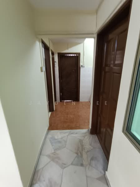 1-storey Terraced House for Sale in Jalan Klang Lama (Old Klang Road) (Kuala Lumpur) - Jayden Yee - Corridor - PropertyGuru.com.my