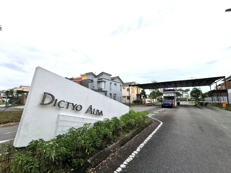 Rumah Teres 2 Tingkat untuk Dijual di Setia Tropika (Johor Bahru) - Karl Lim - Exterior - PropertyGuru.com.my