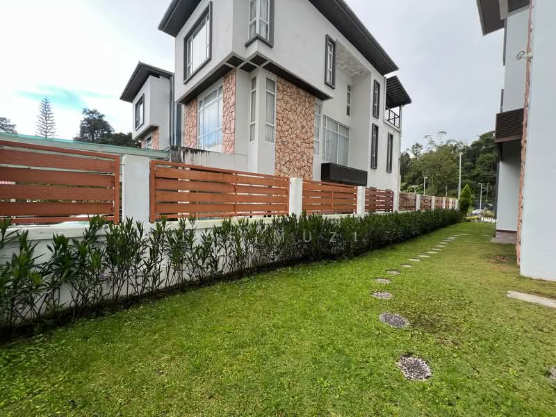 Rumah Berkembar untuk Dijual di Tanah Rata (Pahang) - Lee Muzi - Exterior - PropertyGuru.com.my