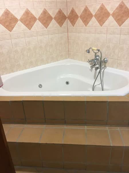 Bungalow for Rent in Seberang Perai (Penang) - Abby Woo - Bathroom - PropertyGuru.com.my