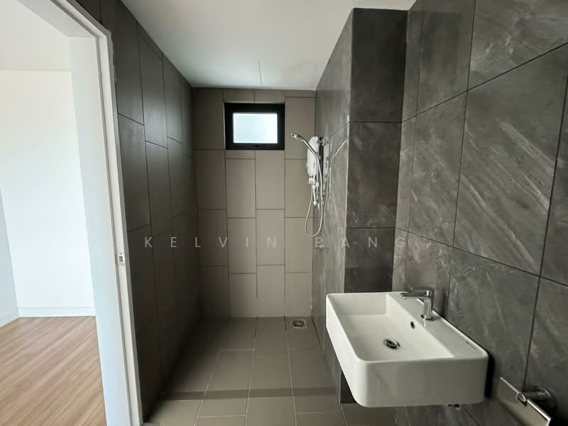 Condominium for Sale at Tuai Residence - Kelvin Pang - Bathroom - PropertyGuru.com.my