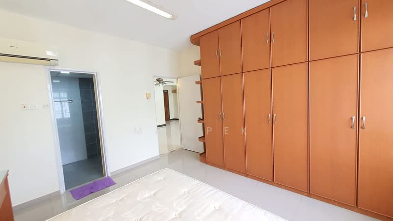 Kondominium untuk Disewa di Vista Komanwel B - Max Pek - Bedroom - PropertyGuru.com.my