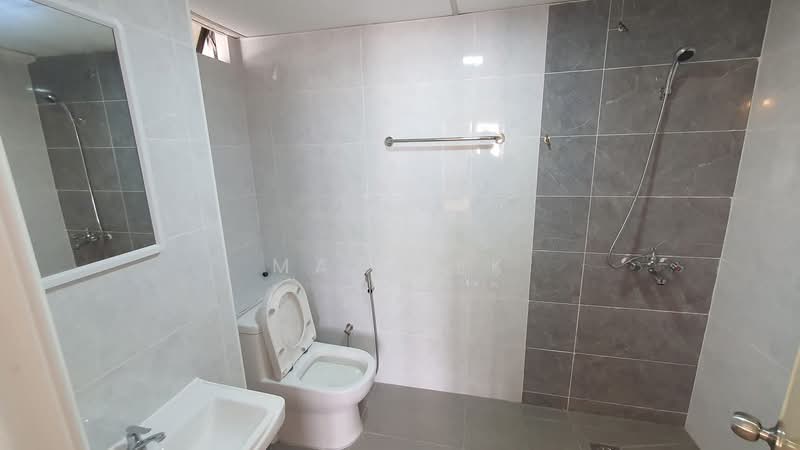 Kondominium untuk Disewa di Vista Komanwel B - Max Pek - Bathroom - PropertyGuru.com.my