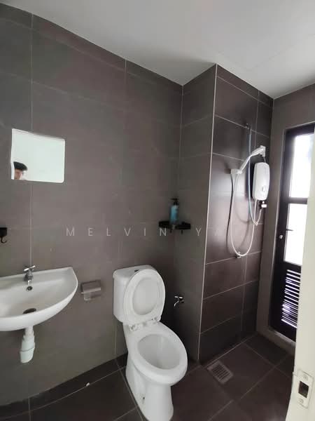 Service Residence for Rent at Majestic Maxim - Melvin Yap - Bathroom - PropertyGuru.com.my