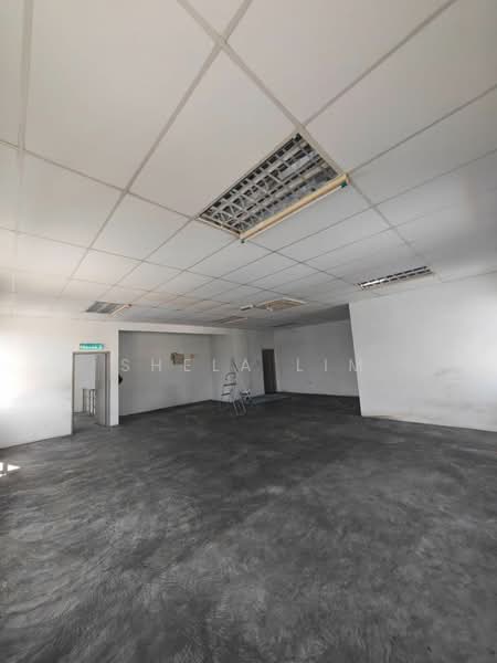 Cluster Factory for Sale in Taman Perindustrian Tropika (Ulu Tiram) - Shela Lim - Interior - PropertyGuru.com.my