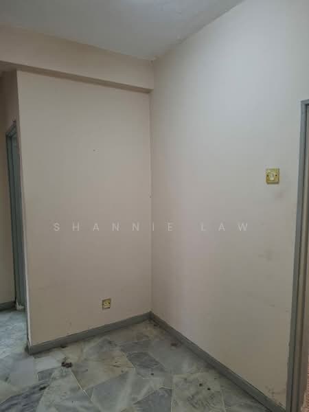 Apartment for Sale at Pinang 1B Gallery 1E - Shannie Law - Interior - PropertyGuru.com.my