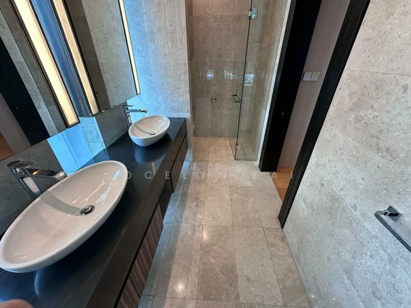 Servis Apartment untuk Dijual di The Ritz-Carlton Residences - Jocelyn Lai - Bathroom - PropertyGuru.com.my
