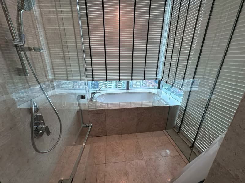 Servis Apartment untuk Dijual di The Ritz-Carlton Residences - Jocelyn Lai - Bathroom - PropertyGuru.com.my