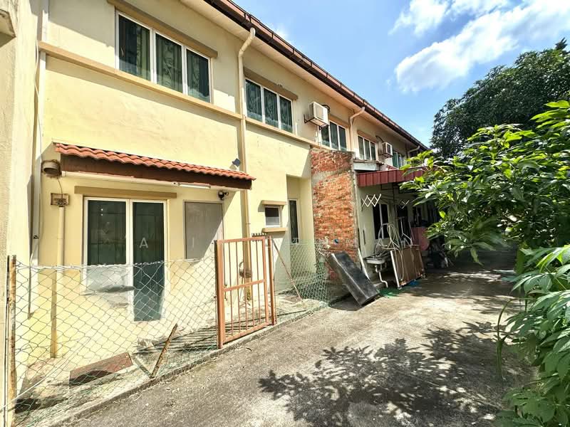 2-storey Terraced House for Sale in Shah Alam (Selangor) - Azim Othman - Exterior - PropertyGuru.com.my