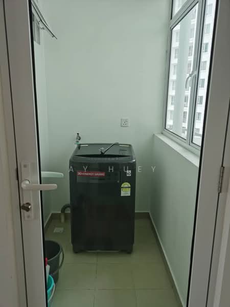 Kondominium untuk Disewa di SummerSkye Residences - Ay Huey - Balcony - PropertyGuru.com.my