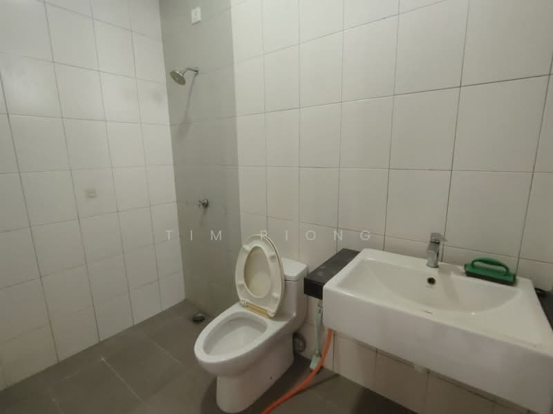 2-storey Terraced House for Sale in Taman Satu Krubong (Krubong) - Tim Piong - Bathroom - PropertyGuru.com.my