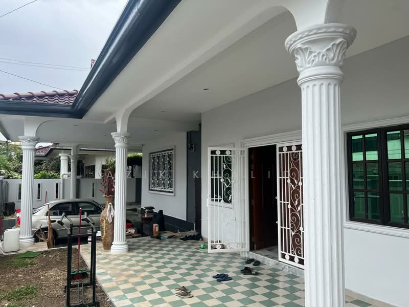Bungalow for Sale in Bandar Tun Razak (Cheras) - Azik Khalid - Exterior - PropertyGuru.com.my