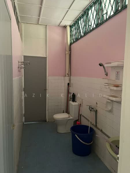 Bungalow for Sale in Bandar Tun Razak (Cheras) - Azik Khalid - Bathroom - PropertyGuru.com.my