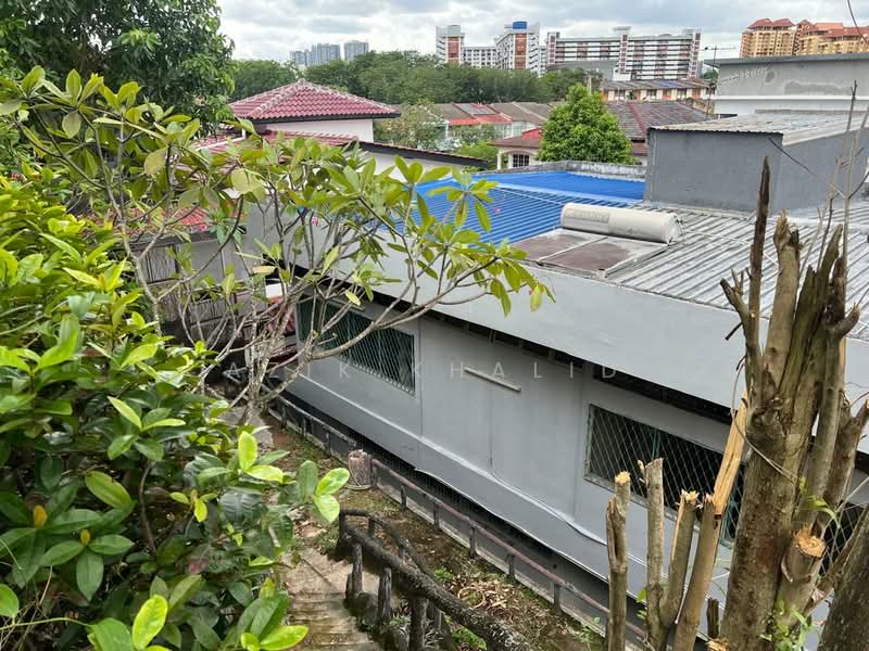 Bungalow for Sale in Bandar Tun Razak (Cheras) - Azik Khalid - Exterior - PropertyGuru.com.my