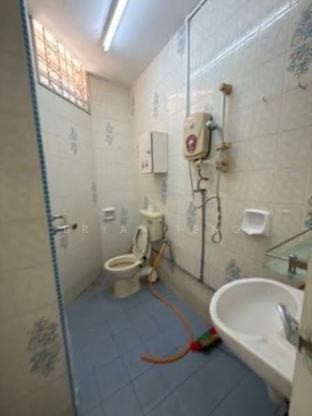 For Rent - DOUBLE STOREY SEMI D JALAN KELAWAI NEAR PARAGON