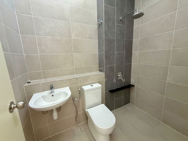 Rumah Teres 2 Tingkat untuk Disewa di Shah Alam (Selangor) - Kelvin Pang - Bathroom - PropertyGuru.com.my