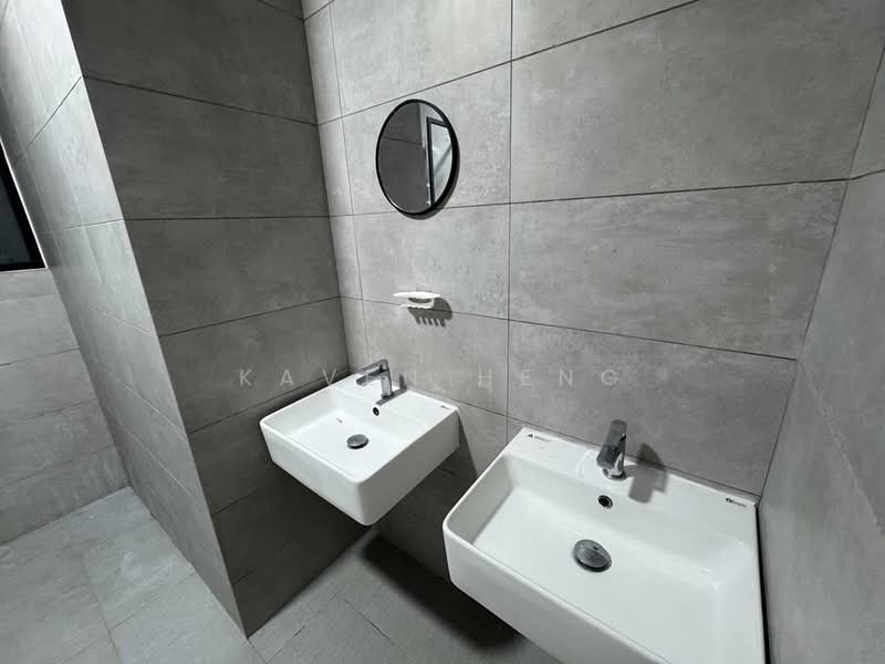 Servis Apartment untuk Disewa di Cubic Botanical - Kaven Heng - Bathroom - PropertyGuru.com.my