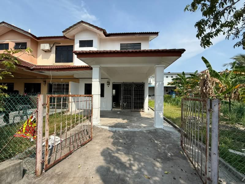 2-storey Terraced House for Sale in Taman Seri Tanjong Minyak (Tanjong Minyak) - Wesley Tan - Exterior - PropertyGuru.com.my