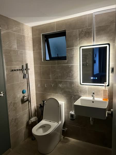 Servis Apartment untuk Disewa di M Arisa - Valyn Ho - Bathroom - PropertyGuru.com.my