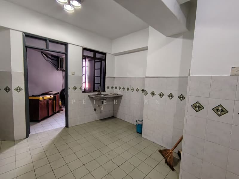 Condominium for Rent at Kondominium Tanjung Puteri - Peter Tan - PropertyGuru.com.my