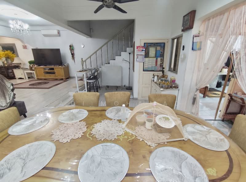 Rumah Teres 2 Tingkat untuk Dijual di Taman Selayang Indah (Selayang) - Adi Mohamad - Dining Room - PropertyGuru.com.my