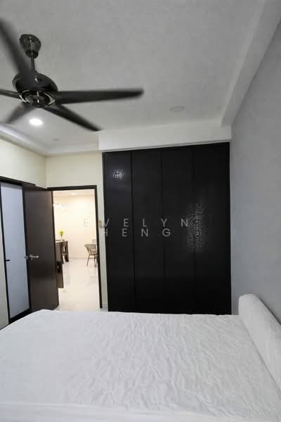 Service Residence for Sale at KSL Residence @ Daya - Evelyn Heng - Bedroom - PropertyGuru.com.my