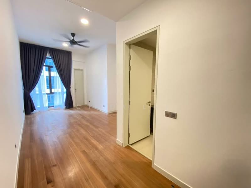 Servis Apartment untuk Dijual di The Park 2 - Cindy Lai - Living Room - PropertyGuru.com.my