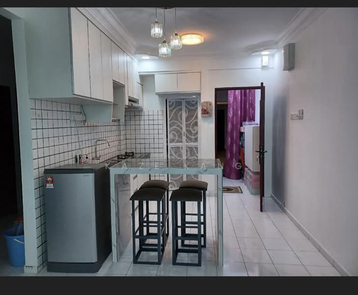 Apartment for Sale at The Rise Collection 2 - Kaze Kang - Kitchen - PropertyGuru.com.my