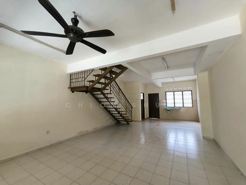 Rumah Teres 2 Tingkat untuk Dijual di Pasir Gudang (Johor) - Chloe Shum - Living Room - PropertyGuru.com.my