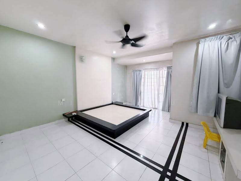 Terraced House for Sale in Taman Jawi Jaya (Sungai Jawi) - Michelle Liu - Bedroom - PropertyGuru.com.my