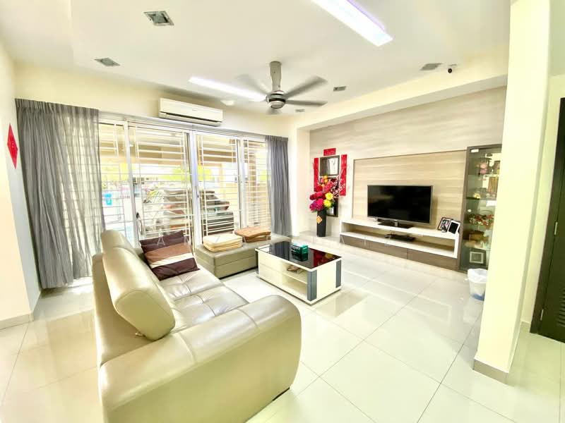 2-storey Terraced House for Sale in Klang (Selangor) - Amzar Faiz - Living Room - PropertyGuru.com.my