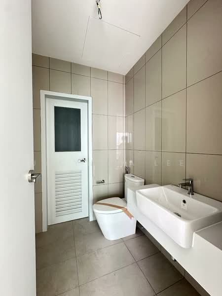 Kondominium untuk Dijual di Mezzo - Jacyntha Lee - Bathroom - PropertyGuru.com.my