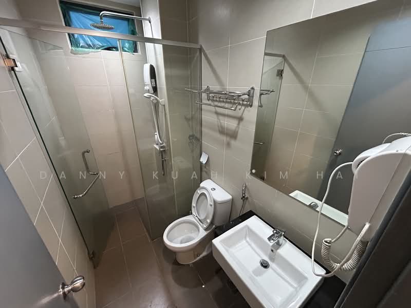 Service Residence for Rent at Atlantis Residences (Pangsapuri Atlantis Kota Syahbandar) - Danny Kuah Kim Hai - Bathroom - PropertyGuru.com.my